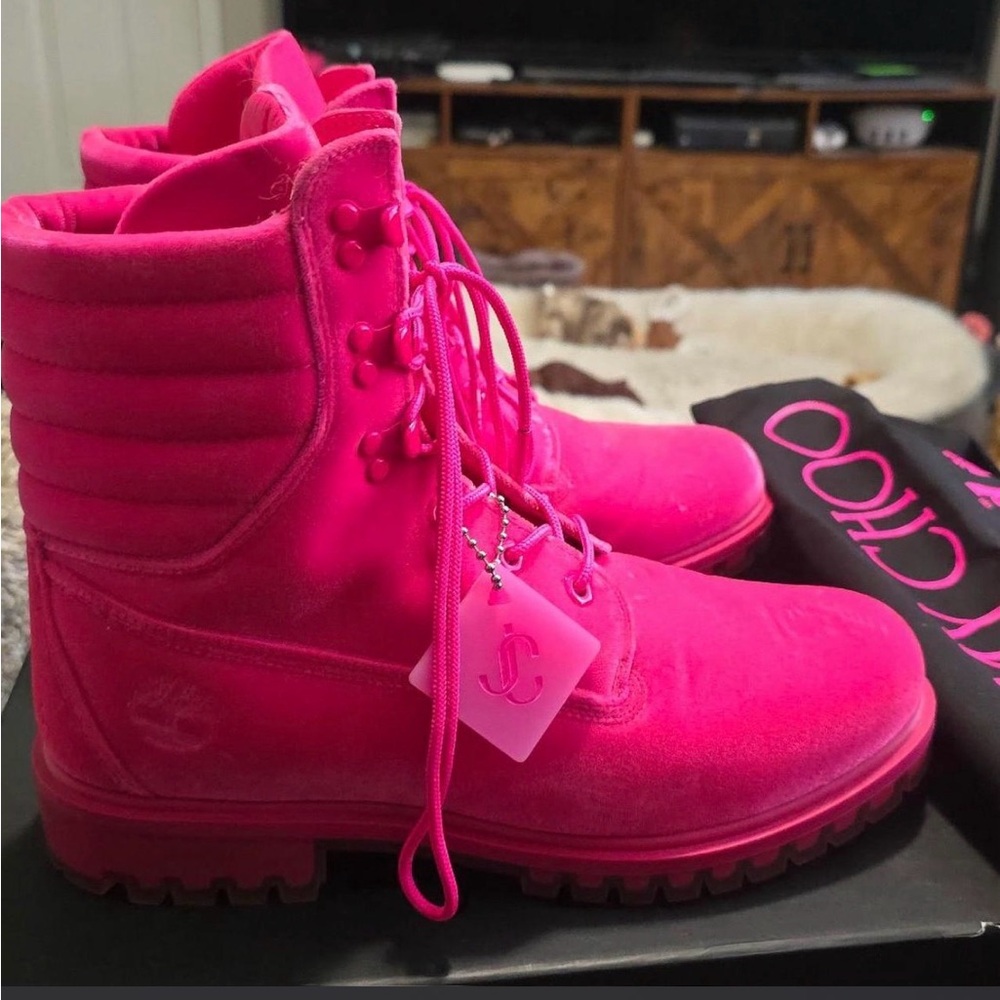 Timberland X Jimmy Choo Hot Pink Lace-Up Suede Boots - Picture 3 of 5
